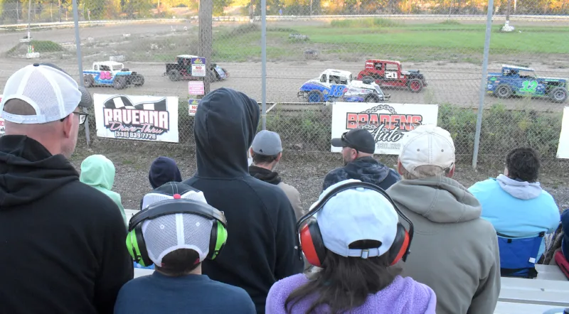 Racing comes to a close at Deerfield
